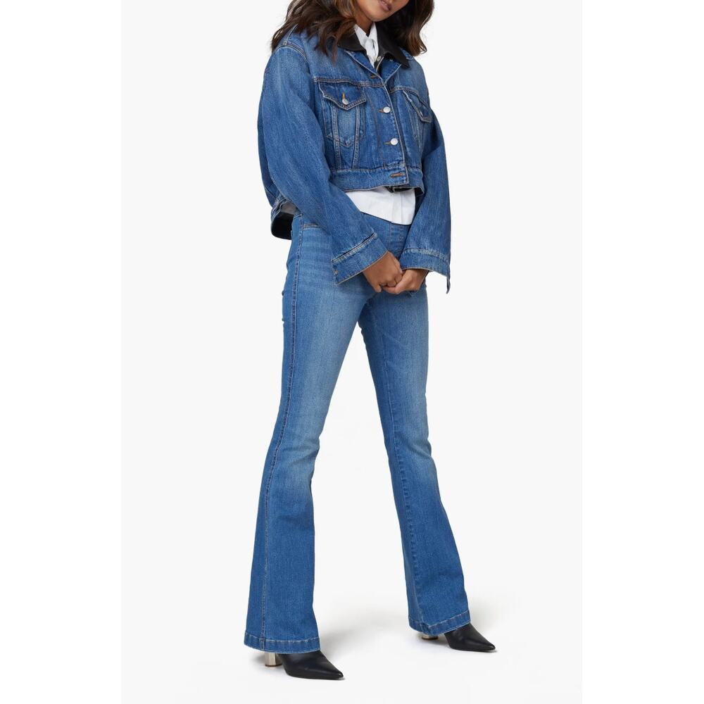 Spanx Flare Leg Pull-On Jeans in Vintage Indigo Women's sz. L